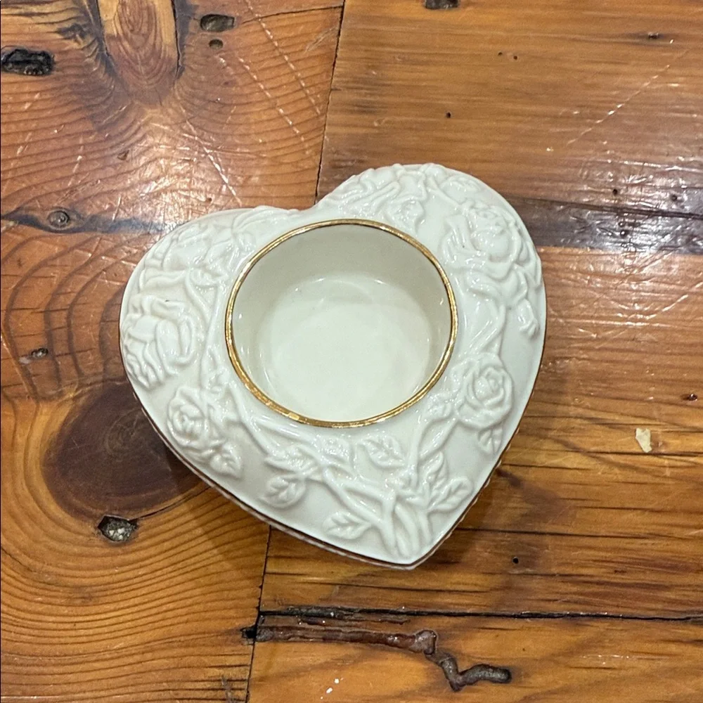 Lenox Ivory Heart-Shaped Florals Ceramic Tea Light Candle Holder